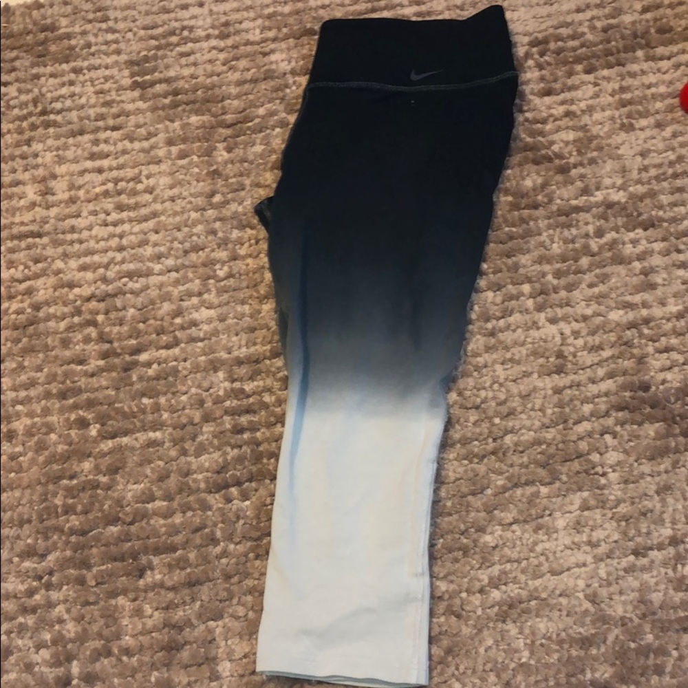 Nike leggings